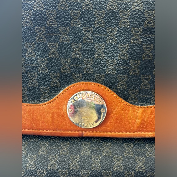 Sale🔥Authentic Antonelli Italy Crossbody Bag - Picture 6 of 7